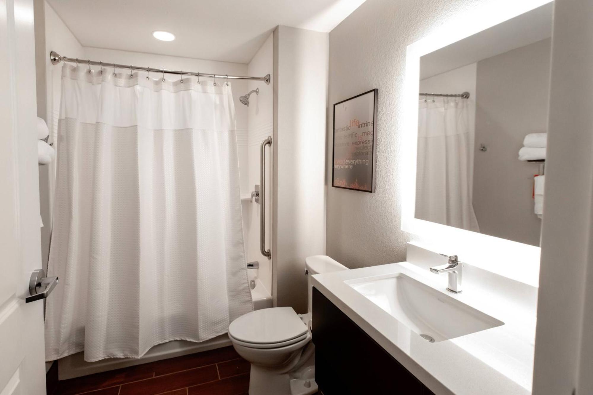 Towneplace Suites By Marriott Louisville Airport Extérieur photo